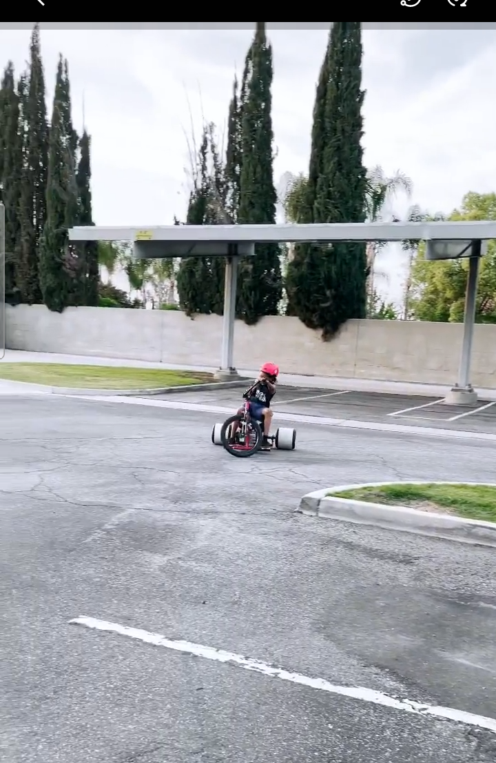 Blaze R2 Drift Trike - Image 7
