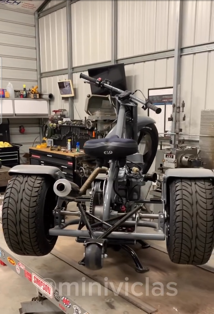 Stealth Grey Custom Drift Trike - Image 3