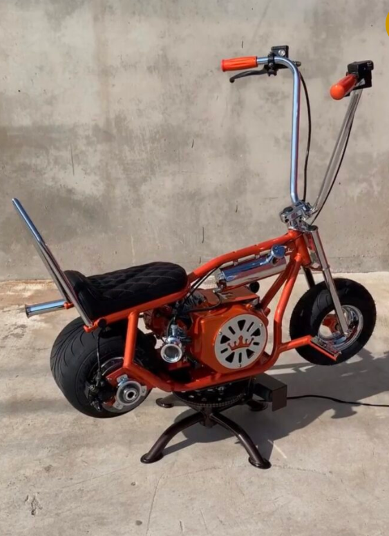 THE RED MINI BIKE 2025 edition - Image 4