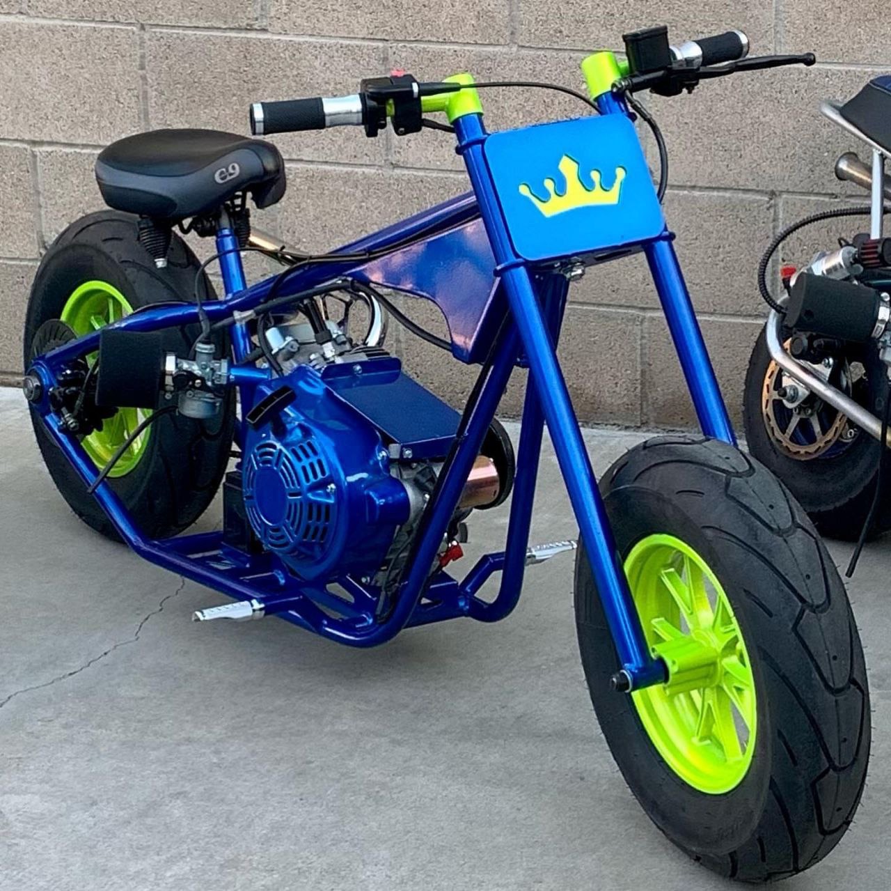 Custom “Electric Blue” Performance Minibike - Image 3